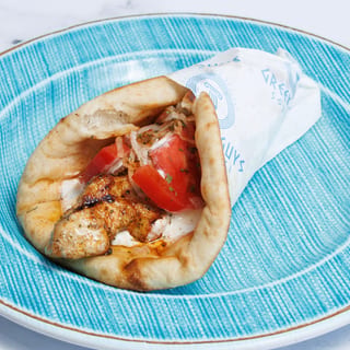 CHICKEN SOUVLAKI PITA